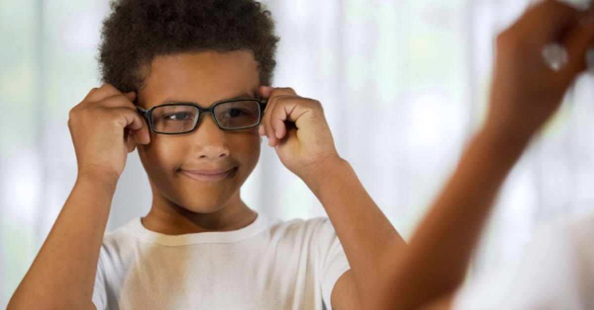 Como detectar problemas oculares em crianças?